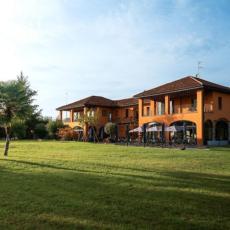 Equirelais Hotel Lomnago ภายนอก รูปภาพ