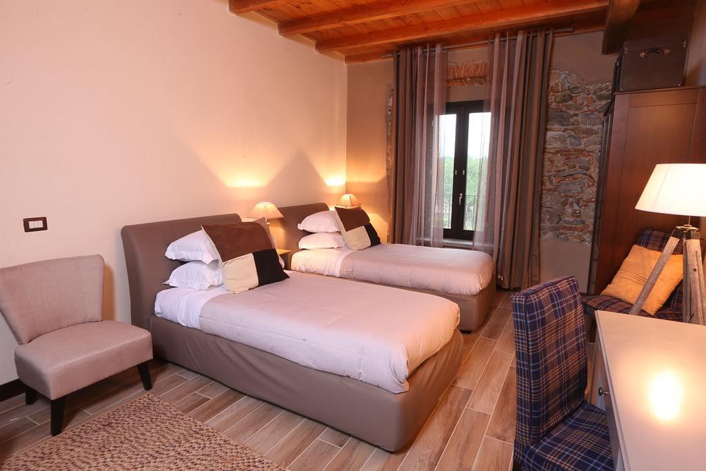 Equirelais Hotel Lomnago ห้อง รูปภาพ