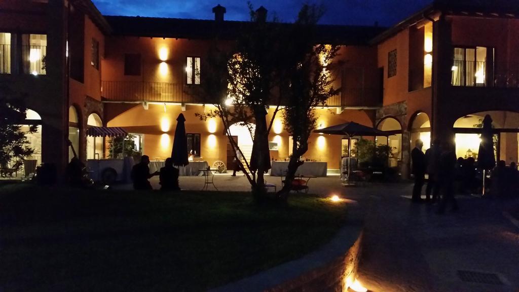 Equirelais Hotel Lomnago ภายนอก รูปภาพ