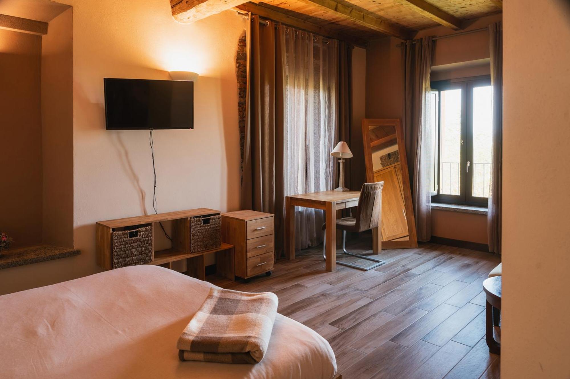 Equirelais Hotel Lomnago ภายนอก รูปภาพ