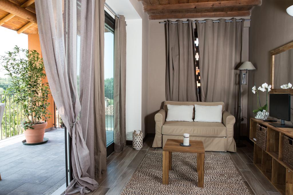 Equirelais Hotel Lomnago ภายนอก รูปภาพ